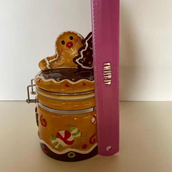 Gingerbread Canister w hinge lid NEW see pics - Picture 4 of 6